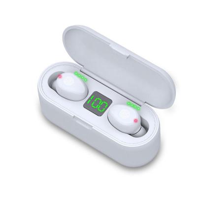 China Perfect Sound Power J5 TWS Digital Display Wireless Earphones For Mobile Phones for sale