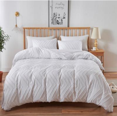 China Soft And Warm Cotton Fabric Home Bedroom Comforter Sets Queen Size Luxury Comforter Set for sale