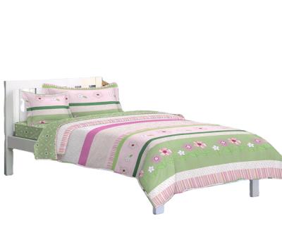 China Lightweight Widely Used Twin Printed Microfiber Kid Kantha Quilts With Curtains for sale