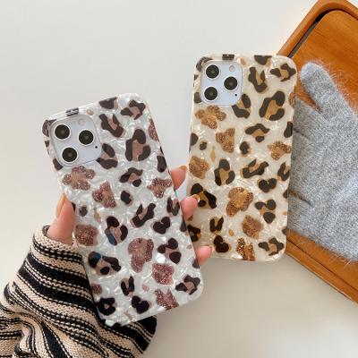 China Protective Milk Tea Shell Pattern Leopard Protection Case Cream For Apple Iphone 11 pro max For Iphones 11 pro case pattern for sale