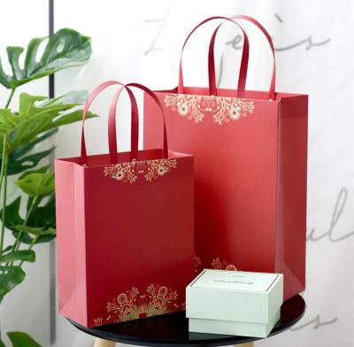 China Recyclable New Arrival Red Luxury Gift Box Souvenir Packaging Gift Party Bag for sale