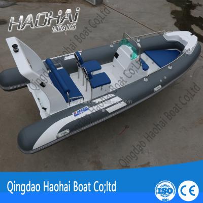 China 0.9-1.2mm PVC RIB520cm Fiberglass Hull Material Boat Open Deck Inflatable Outboard Motor for sale