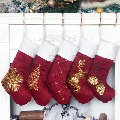 China Original Canvas Design Embroidery Sequins Hanging Ornament Fireplace Decoration Christmas Stocking for sale