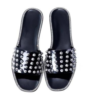 China Damping high quality women's slippers rivet tip nail rhinestone slippers women's sandals for sale