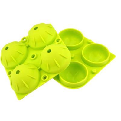 China 4 Cavity Ice Cube Tray Mold With Lid Cocktail Whiskey Silicone Ice Ball Mold Food Grade Viable Custom Silicone Ice Ball Mold for sale