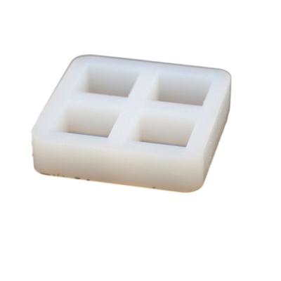 China Sustainable 4 Cavity Food Grade Silicone Custom Ice Cube Maker Square Ice Cube Mold for sale