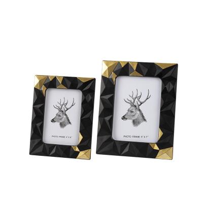 China Wholesale CLASSIC Retro Geometric Photo Frame European Style Pendulum Painting for sale