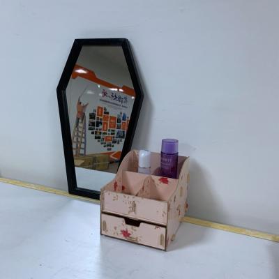 China Sustainable Hot Selling Durable Solid Wood Mirror Frame With Low Price Geometric Shapes for sale