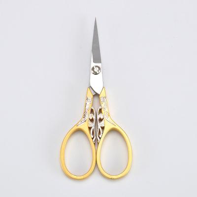 China Eco-friendly Flower Style Flower Manicure Scissors Vintage Professional Cuticle Beauty Grooming For Nail Facial Hair Eyebrow Yangjiang for sale