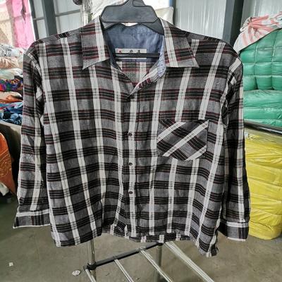 China Factory Wholesale Cheap Used Clothing Mixed Second Hand Comfortable Men's Shirt Used Men's Clothing for sale