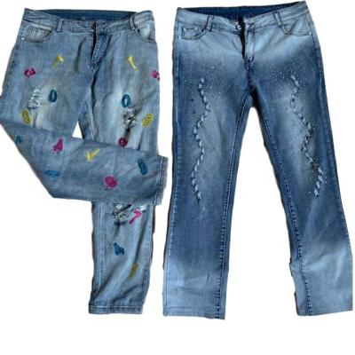 China Second-hand mixed clothing factory wholesales all kinds of second-hand jeans for sale