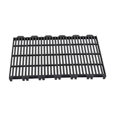 China Pig Stall Cast Iron Slats For Poultry Standard Popular Design Worldwide for sale