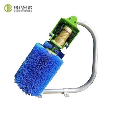 China Farms Breed Use Equipment Cattle Sweep Cow Brush Scratch Brush For Cattle for sale