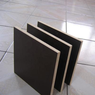 China Modern Brown Or Black Film Faced Phenolic Plywood 10-12 Weather Recycled Suitable For Construction for sale