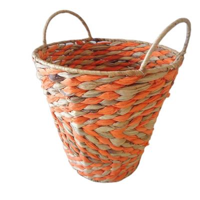 China Handwork Sustainable Wholesale Cattail Woven Storage Basket Kint Basket Storage for sale