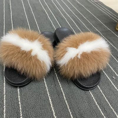 China Fashion Trend Competitive Price Brand New Bag With Fur Slides Custom Made Mommy And Me Fur Slides Fur Slides for sale