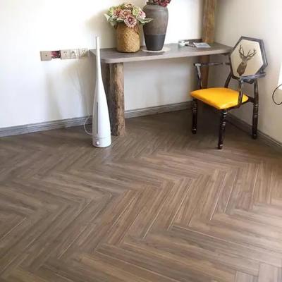 China Pavimento composto Herringbone Pavimento de vinil Clique Piso Spc à venda