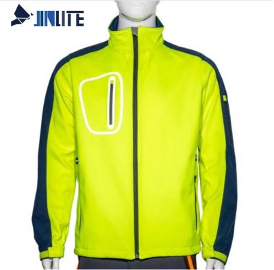 China Water Proof Winter Reflective Clothing High Visibility Safety Products For Hygiene Workers for sale