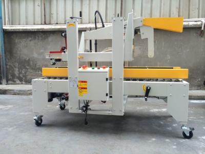 China 400W Automatic Case Packer Machine 20ctns / Min With Sealing Function for sale