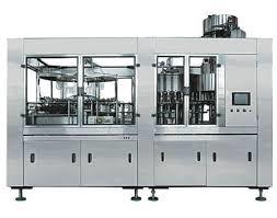 China Liner Type Glass Bottle Filling Machine Easy Installation And Commissioning for sale