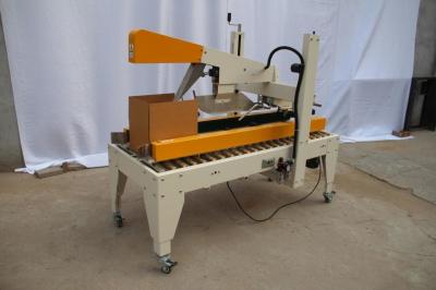 China 400W Automatic Case Packer Machine L1770×W850×H1520mm With High Speed Steel Blade for sale