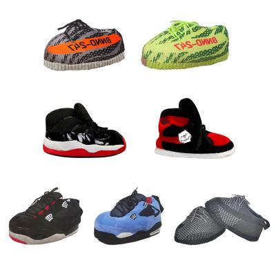 China Fashion Trend Sneaker Slippers 2022 Fashion Multiple Designs Warm Yeezy Slippers Winter Plush Indoor Slippers for sale