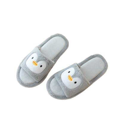 China Popular HOT SALE Animal Model Super Cute Medium Size Household Cartoon Plush Slipper for sale