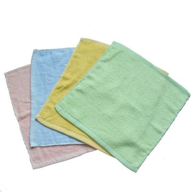 China Low MOQ low price small square face towel compressed organic bamboo fiber for sale