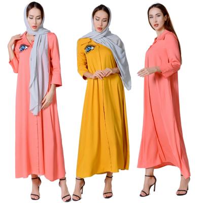 China Elegant Casual Dresses Comfortable Feel Embroidered Long Dress Jalabiya Women Clothing Malaysian Indonesian Female Muslim Dress for sale