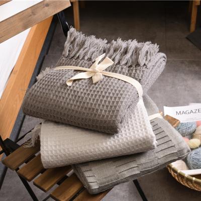 China Anti-pilling Amazon Sale Warm Waffle Winter Knitted Throw Blanket For Sofa And Couch for sale