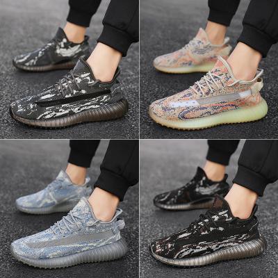 China Anti-slip High Quality Reflective original 350 v2 White Black Running Sport Shoes mens sneakers Chaussure Femme for sale