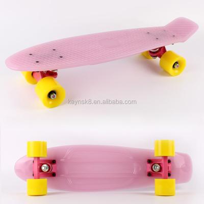 China 22 Inch Plastic Skateboard Glow in Dark Plastic Mini Cruiser for sale