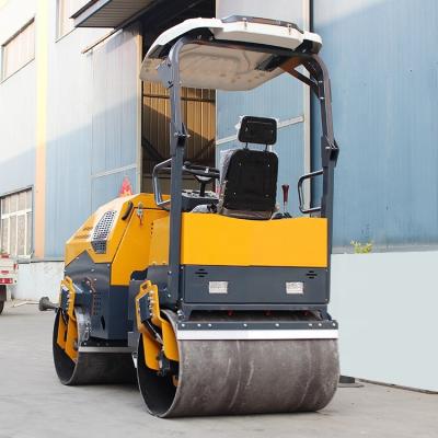 China Hotels 3 Ton 35kn Vibratory Double Drum Small Compactor Road Roller for sale