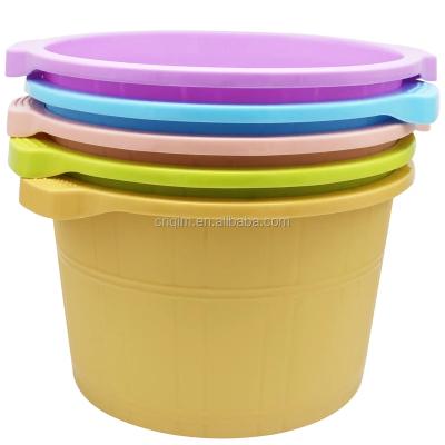 China Sustainable High Quality Plastic Tub Wash Foot Round Barrel Soaking Bucket With Point Massage for sale