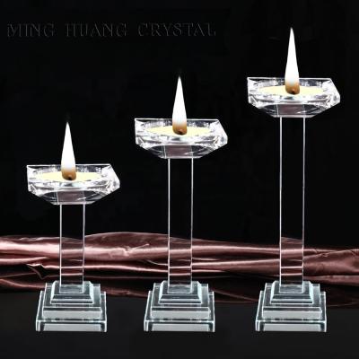 China ECO-frendly MH-Z182 Square Candelabra Crystal Candle Holder Glass Candle Holder For Wedding Decoration for sale