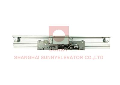 China Mitsubishi Type Elevator Cabin Door Operator / Elevator Landing Door for sale