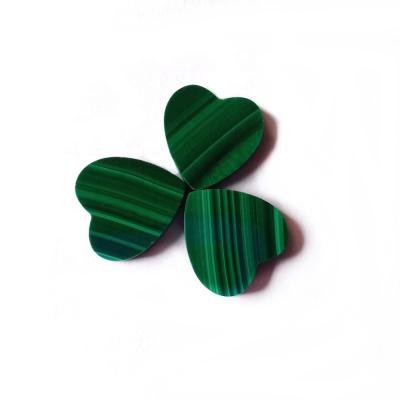 China Double Color Set Or Fire Green Malachite Price Heart Shape Malakite Flat Stone for sale