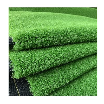 China Landscaping Manufacturer Hot Sale Professional Football Carpet Grass Turf Green Recreational Grass For Outdoor for sale