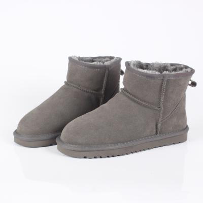 China CUSHIONING 2020 best fashion women's and children's ankle snow boots winter cow fur hot sale boots for sale