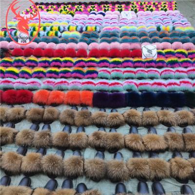 China Best Anti-slippery Selling Colorful Fox Fur Slippers For Women for sale