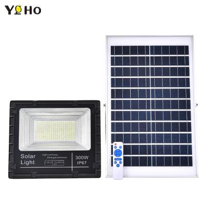 China Garden 3 Years Warranty Led Solar Lighting Waterproof IP67 Led Solar Flood Light for sale