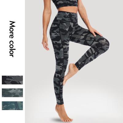 China Camouflage Breathable Warm Women High Waist Fitness Yoga Pants Gym Workout Phone Pocket Leggings Yoga Clothing for sale