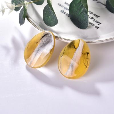 China Fashionable temperament Korean acrylic female simple soft earrings retro earrings irregular earrings for sale