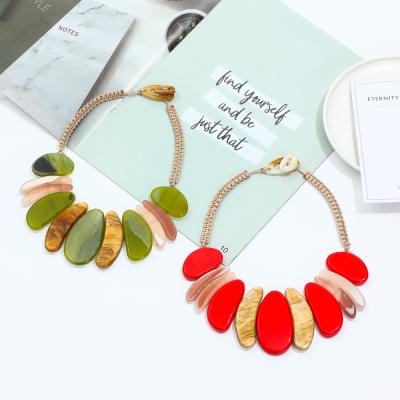 China New Design High Quality Fashion Handmade Custom Made European Popular Jewelry Acetate Women Chunky Necklace Acrylic Scarf for sale