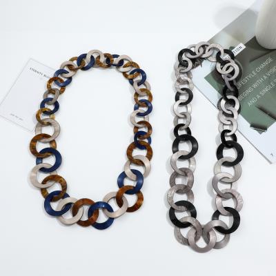 China Hot Sale Fashion High Quality Acrylic Resin Personality Chain Necklace Jewelry Plastic Necklace For Women Wholesale for sale