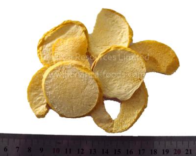 China Freeze Dried Peach Chips green and safe Chinese instant fruit Nothing Added for sale