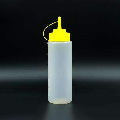 China Household Products Kitchen BBQ Ketchup Bottle Mayonnaise Dispensing Squeeze Cold Plastic Bottle for sale