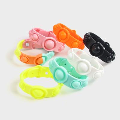 China 2021 hot sale cute silicone bracelet relaxing bracelet fidgety person sensory educational press the bracelet for sale