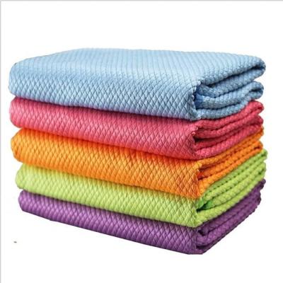 China Custom 80%Polyester+20%Polyamide Microfiber Fish Scale Towel Window Glass Mirror Dish Cleaning Cloth for sale