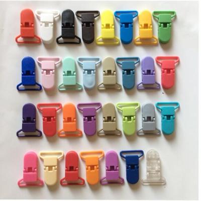 China Phthalate 20mm KAM Plastic T-shape Baby Pacifier Badge Holder Free Dummy Clips Craft for sale